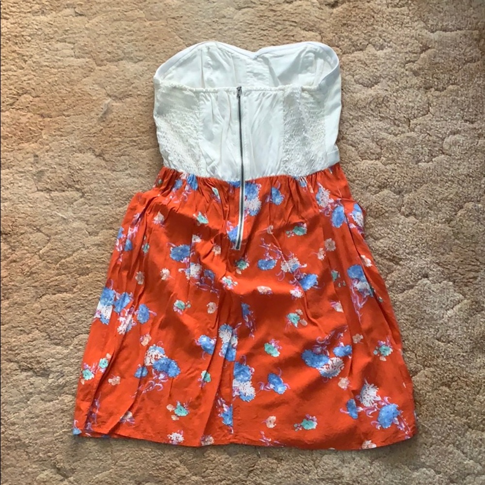 Dress - Picture 2 of 3